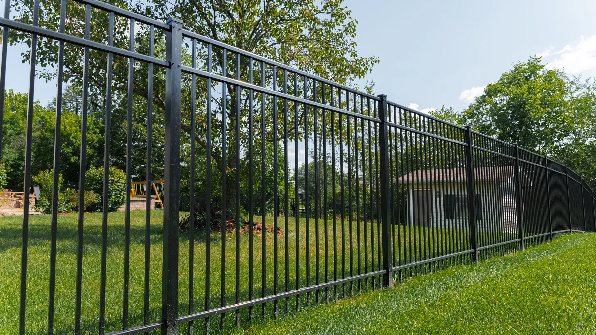 Aluminum Fence install in Wheaton