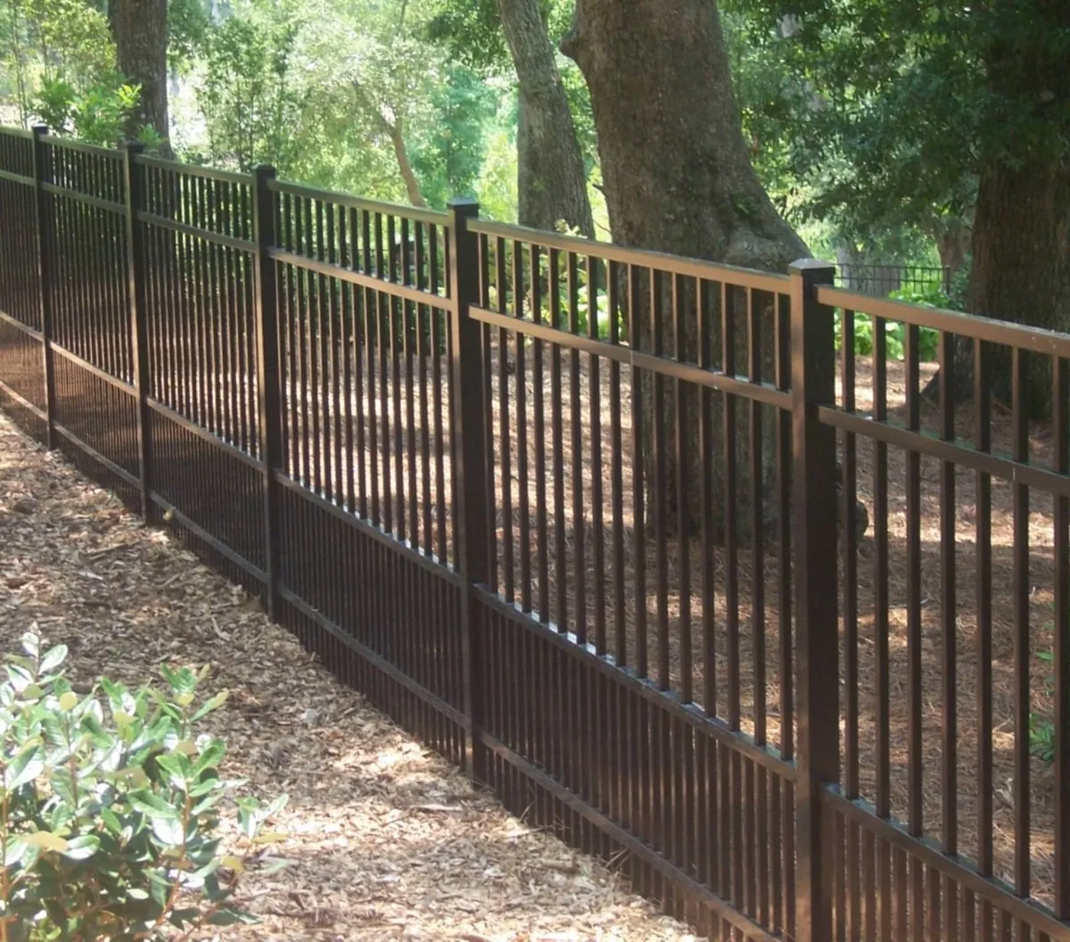 Black aluminum puppy-picket fence — Homer Glen