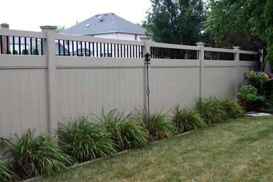 6' Khaki Vinyl Privacy with Aluminum Spindle Top install in Plainfield